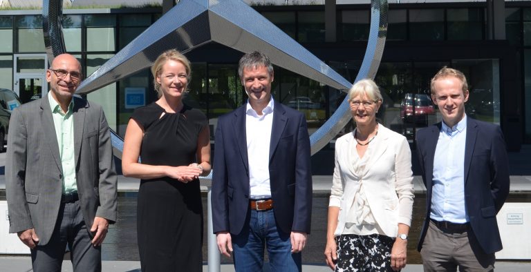 Grüne begrüßen die CO₂-Initiative von Mercedes-Benz Cars