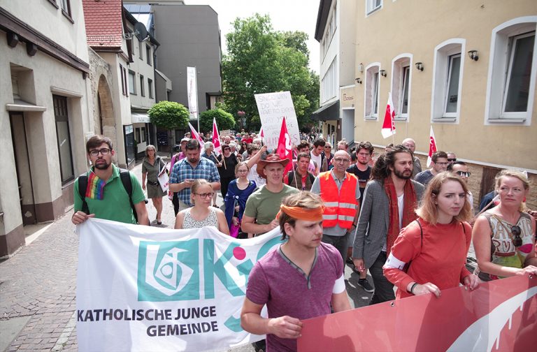 Seebrücke fordert sichere Häfen